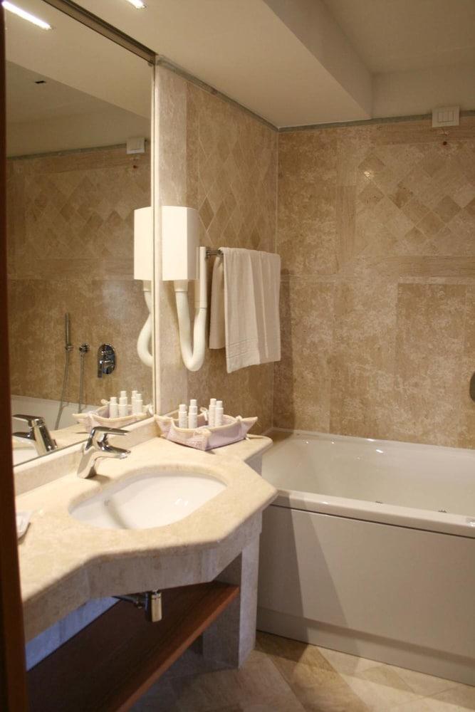 Hotel Marana 4*
